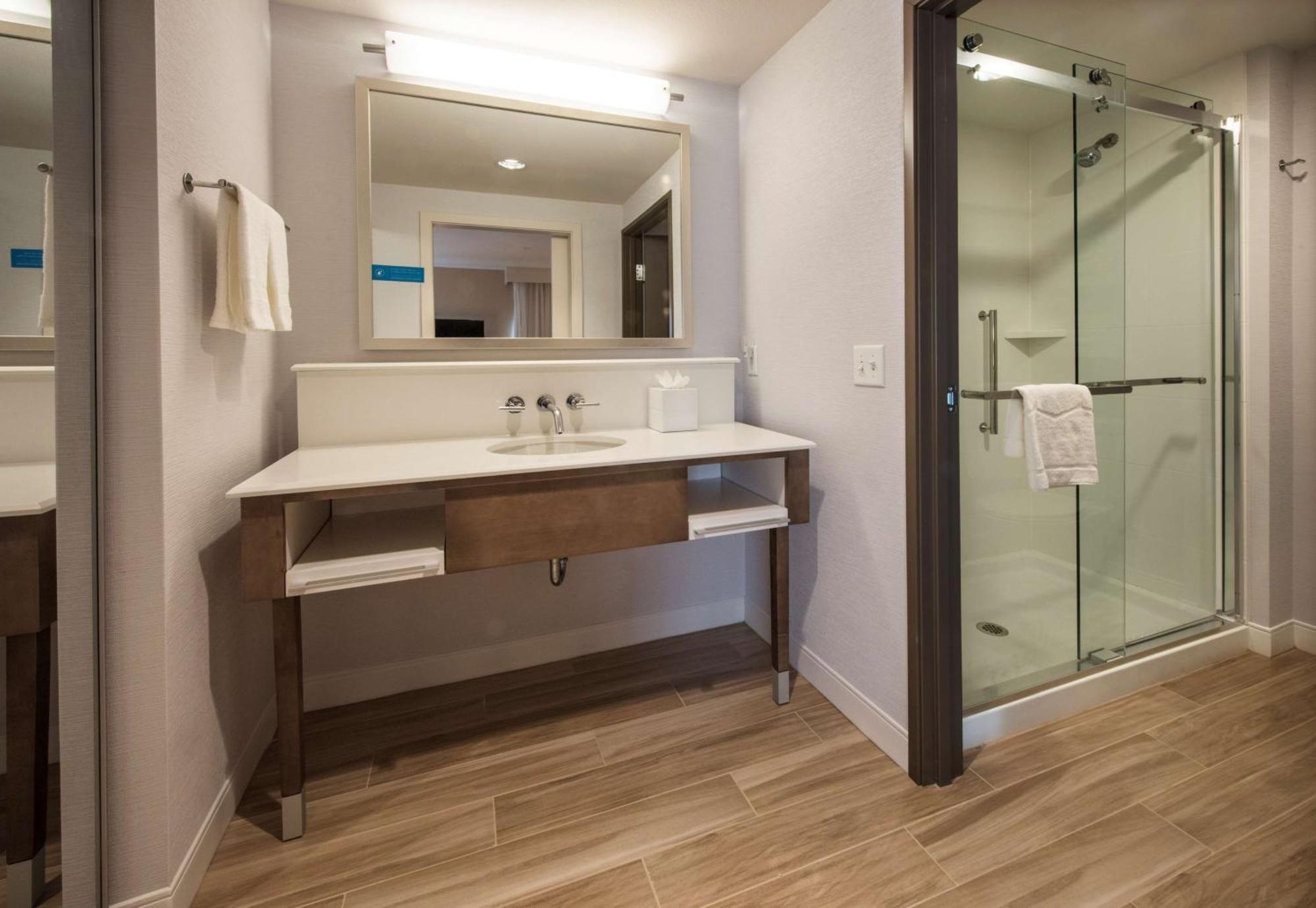 Hampton Inn & Suites Seattle/Redmond Wa Exteriör bild
